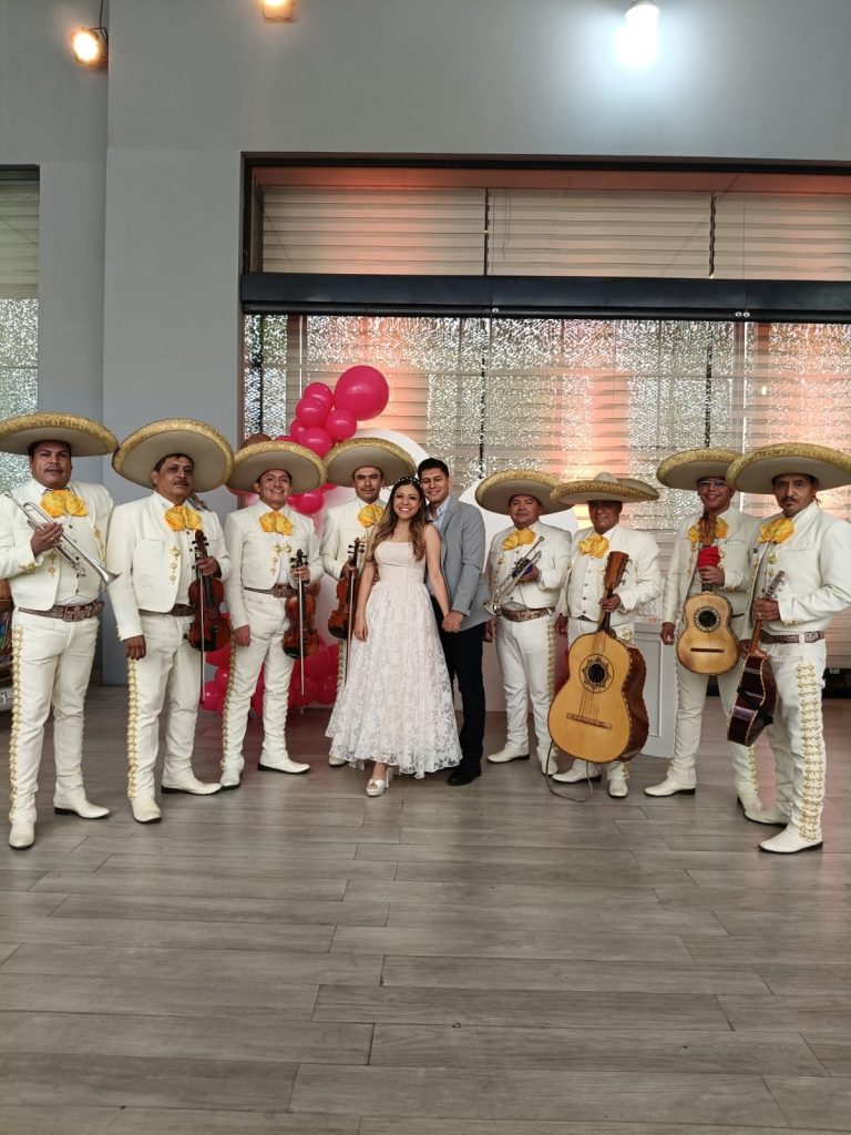 Mariachi Reyes de América Monterrey