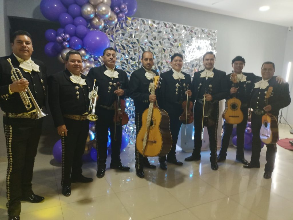 Mariachi Reyes de América Monterrey